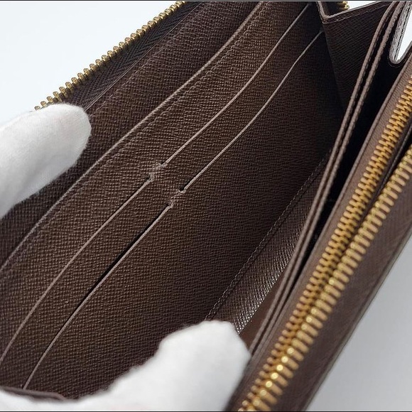 Authentic Louis Vuitton long zippy wallet - Picture 2 of 9